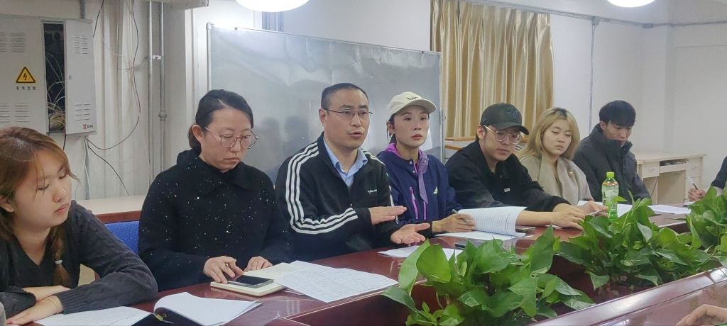 赋能创业梦想 共筑发展之路——鲁东大学创新创业学院召开新入孵项目培训交流会